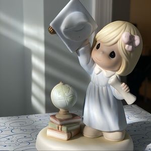 ⭐️3/$50⭐️ Precious Moments A world of possibilities lies ahead